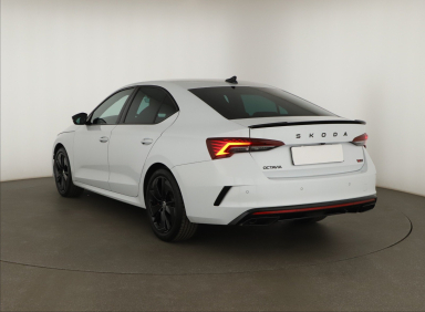 Škoda Octavia - 2024