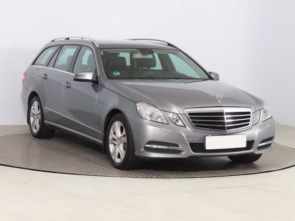 Mercedes-Benz E 250 CDI 4MATIC, 2011, E 250 CDI 4MATIC, 150kW, 4x4