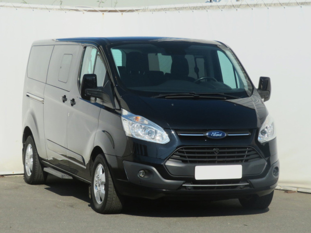 Ford Tourneo Custom 2017