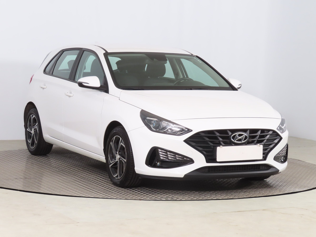 Hyundai i30, 2022, 1.0 T-GDI, 88kW