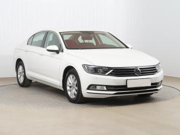 Volkswagen Passat, 2015