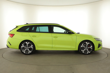 Škoda Octavia - 2024