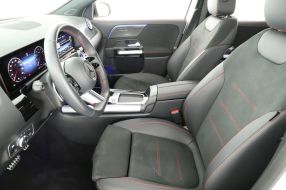 Mercedes-Benz GLA - 2024