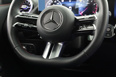 Mercedes-Benz GLA - 2024