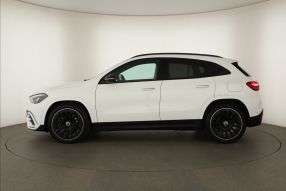 Mercedes-Benz GLA - 2024
