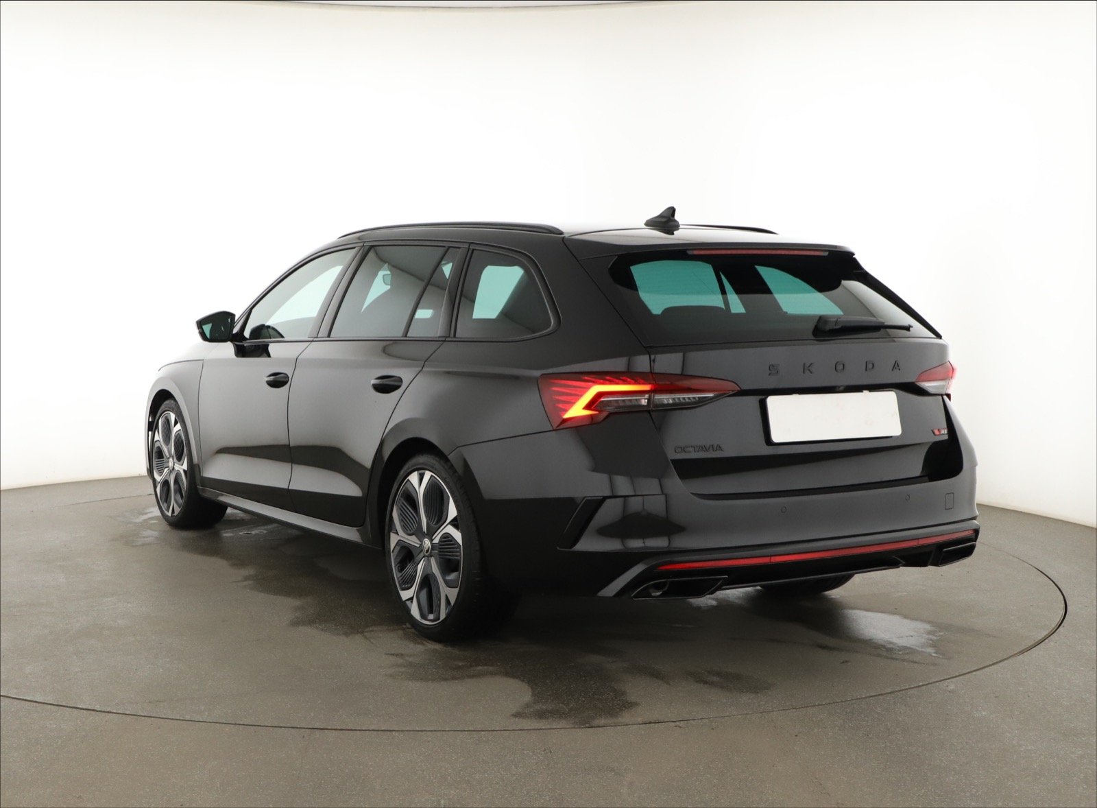 Škoda Octavia - 2024