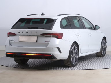 Škoda Octavia - 2025