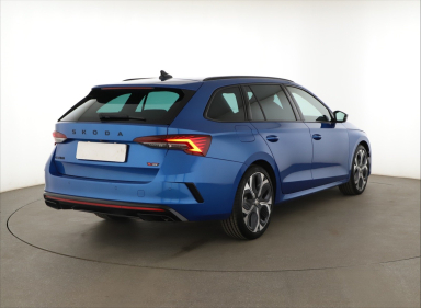 Škoda Octavia - 2024