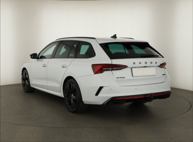 Škoda Octavia - 2024