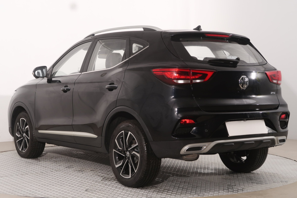 MG ZS SUV