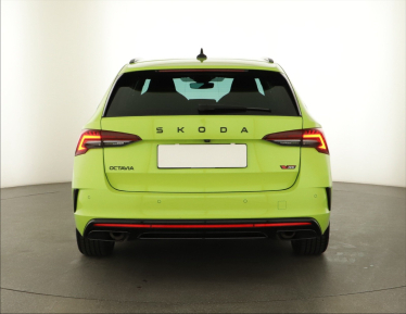 Škoda Octavia - 2024