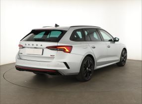 Škoda Octavia - 2024