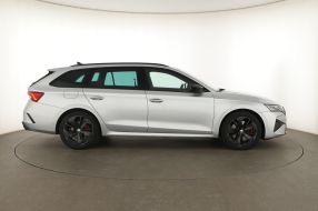 Škoda Octavia - 2024