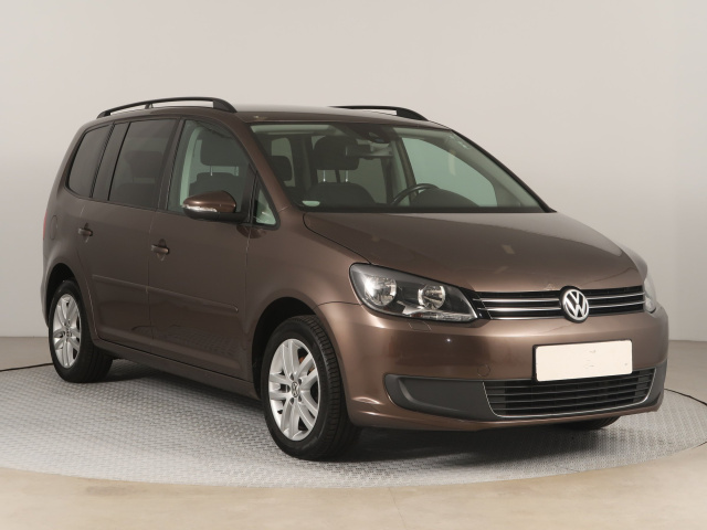 Volkswagen Touran 2015