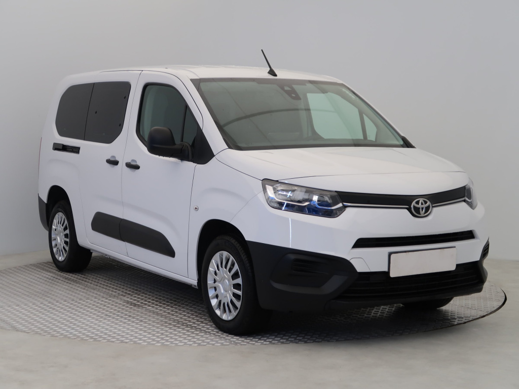 Toyota Proace City Verso, 2023, 1.5 D-4D, 75kW