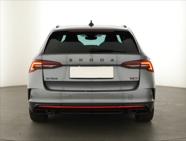 Škoda Octavia - 2024