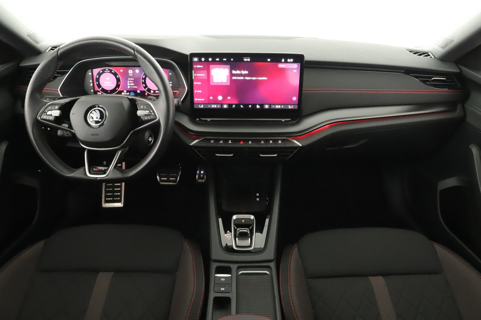 Škoda Octavia - 2024