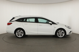 Opel Astra 2016