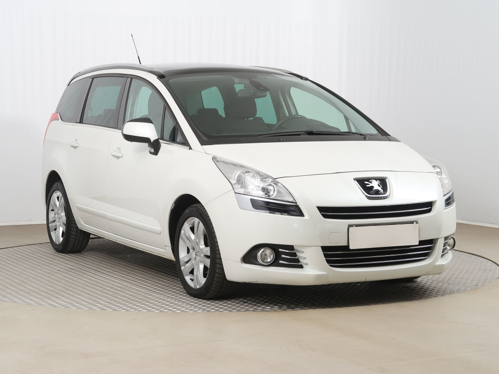 Peugeot 5008, 2011, 1.6 HDi, 82kW