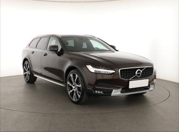 Volvo V90 Cross Country, 2017