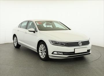 Volkswagen Passat, 2015