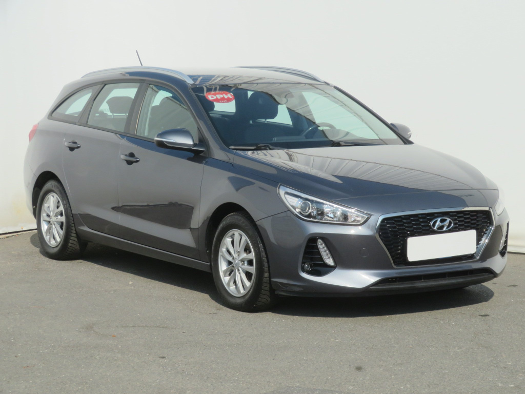 Hyundai i30, 2017, 1.0 T-GDI, 88kW