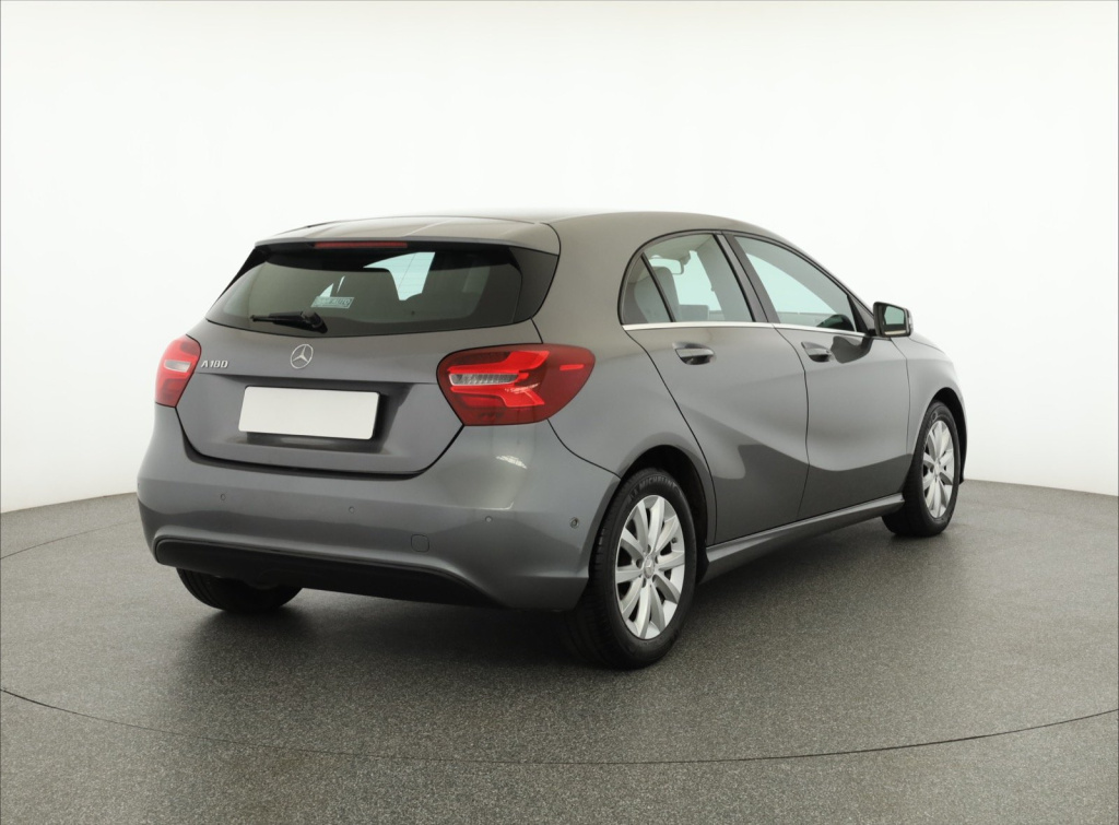 Mercedes-Benz A