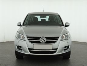 Volkswagen Tiguan - 2010