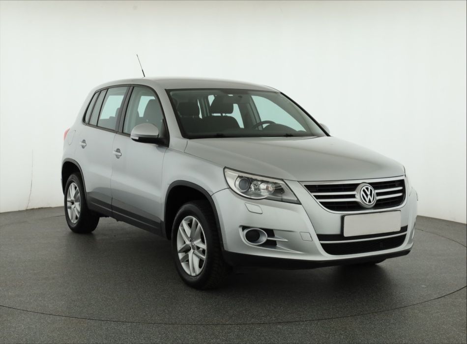 Volkswagen Tiguan - 2010