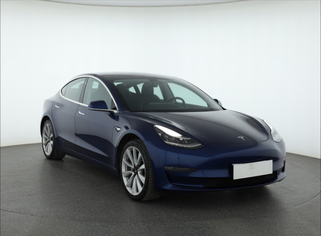 Tesla Model 3 2019