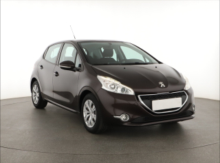 Peugeot 208, 2013