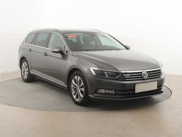 Volkswagen Passat, 2016