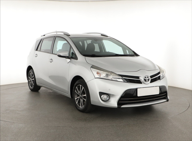 Toyota Verso 2013