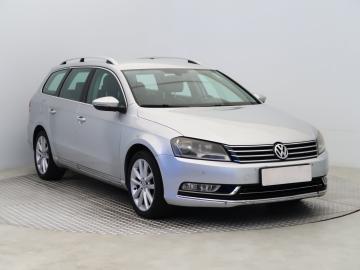 Volkswagen Passat, 2010