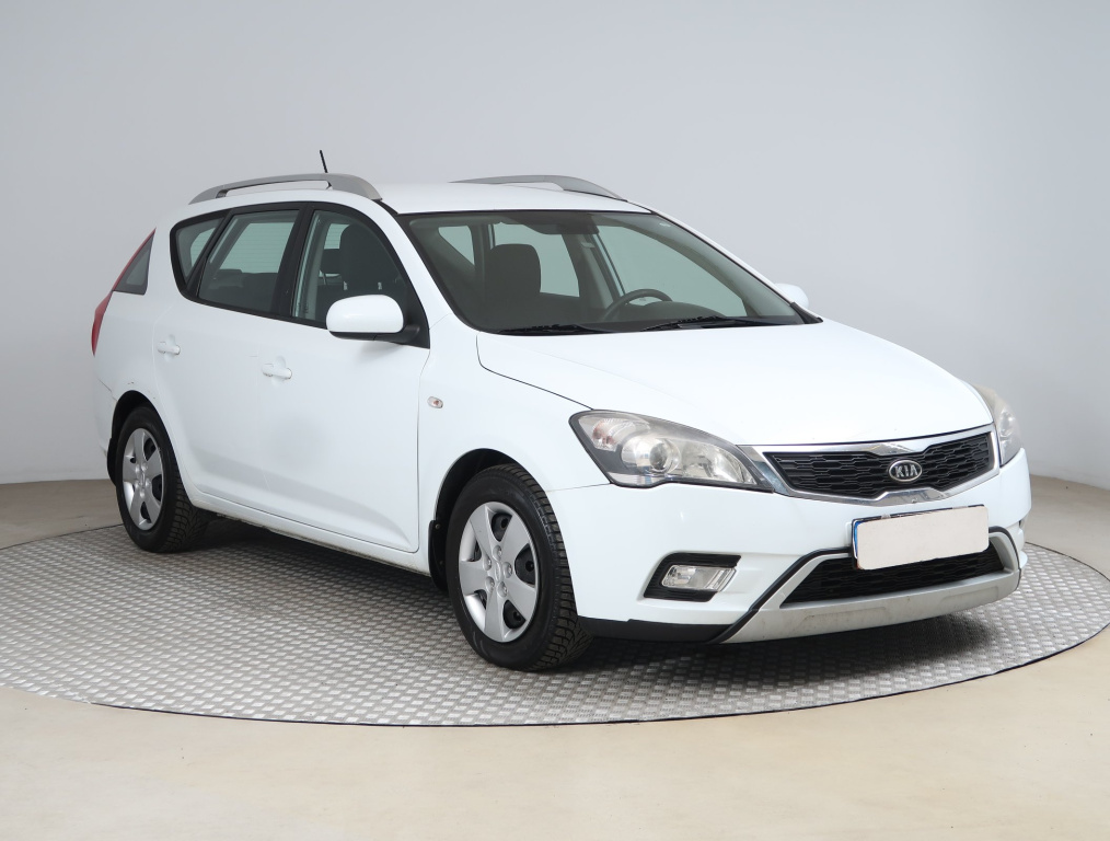 Kia Ceed, 2011, 1.6 CVVT, 92kW