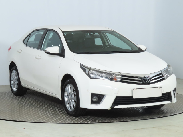 Toyota Corolla 2015