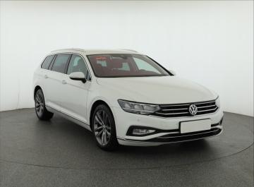 Volkswagen Passat, 2021