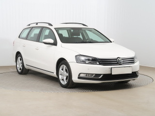 Volkswagen Passat, 2012