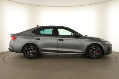 Škoda Octavia - 2024