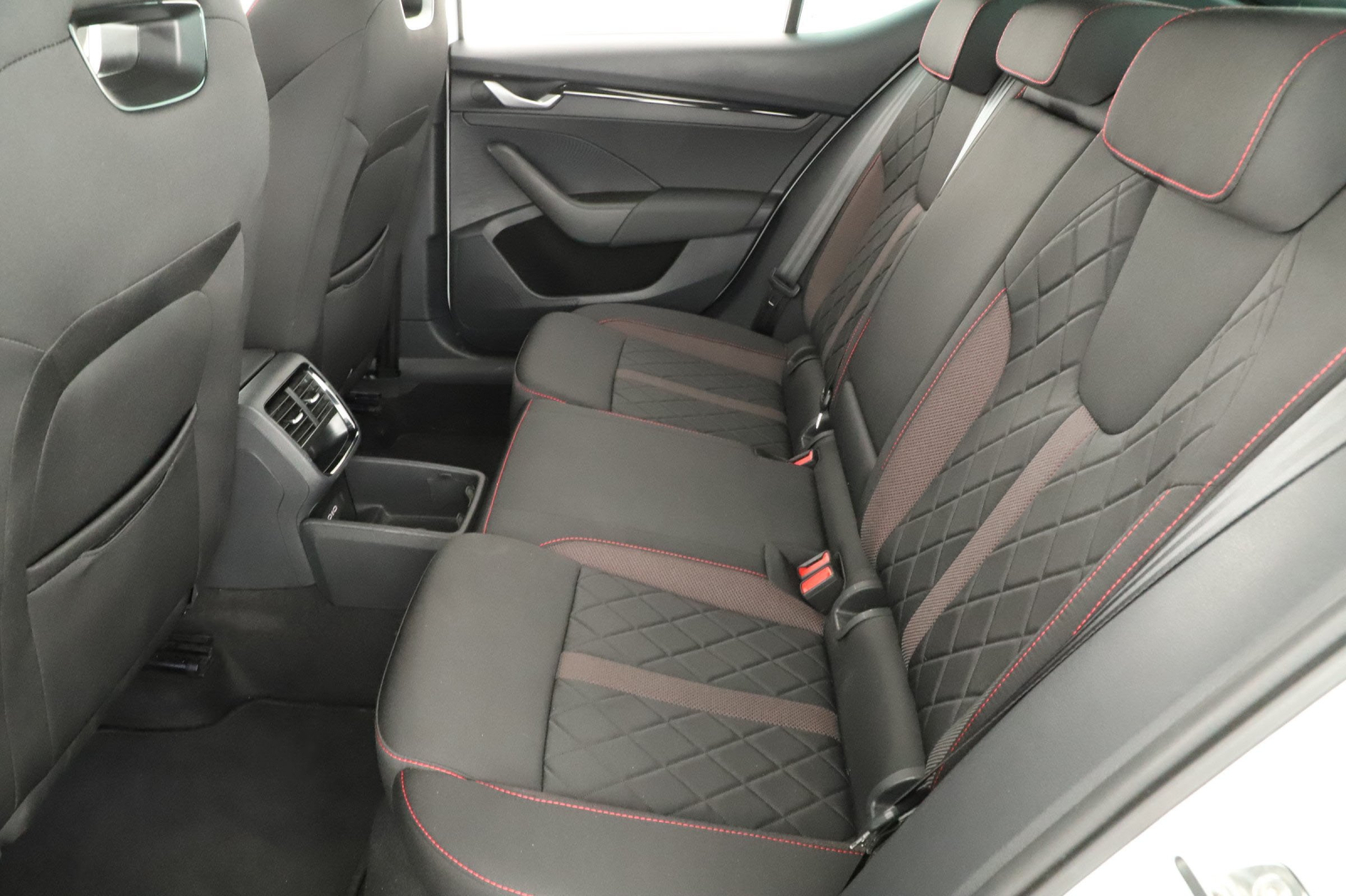 Škoda Octavia - 2024