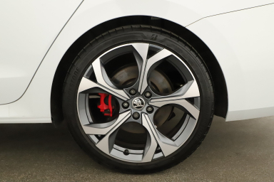 Škoda Octavia - 2024