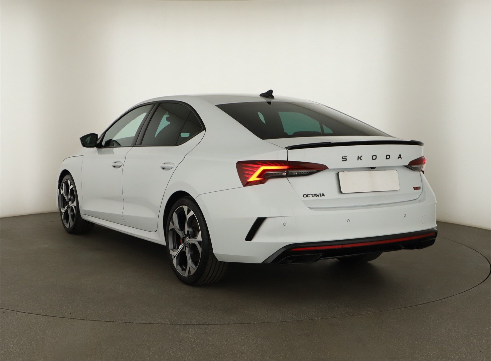 Škoda Octavia - 2024