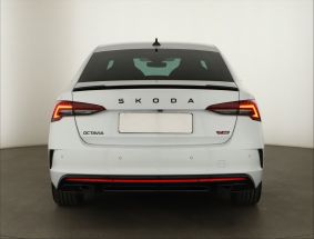 Škoda Octavia - 2024