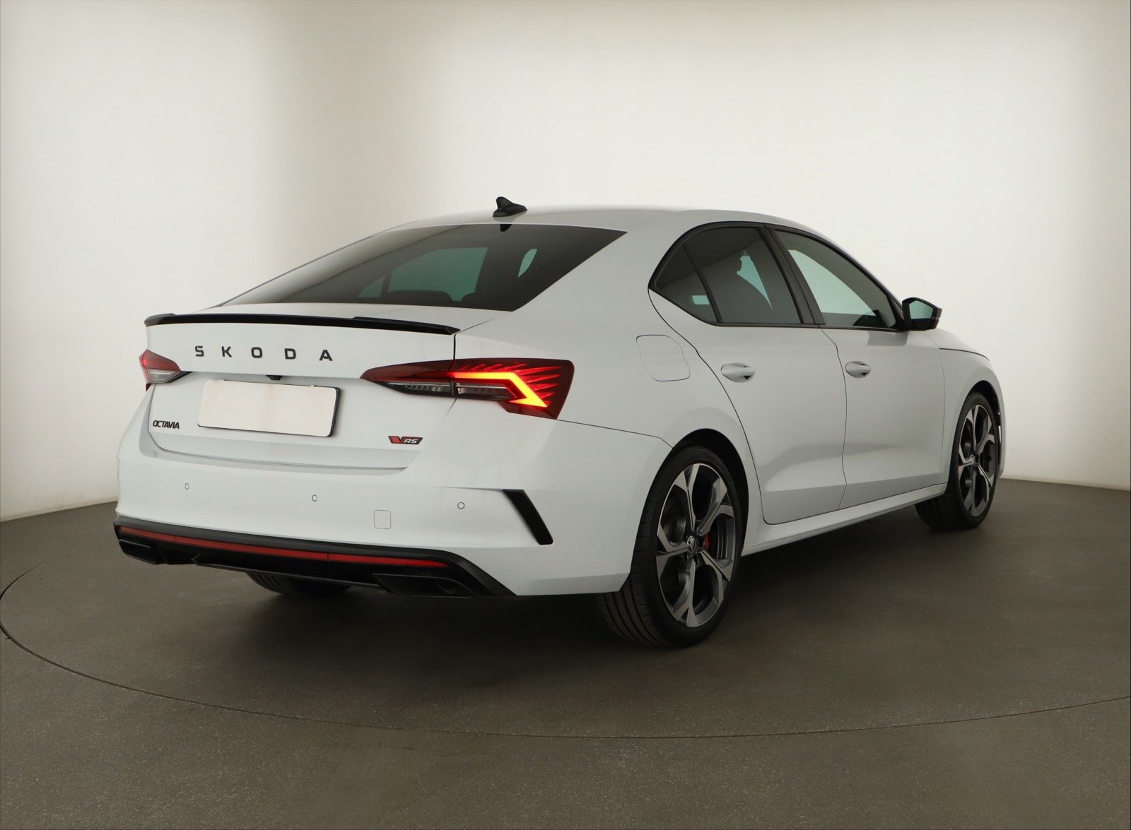 Škoda Octavia - 2024