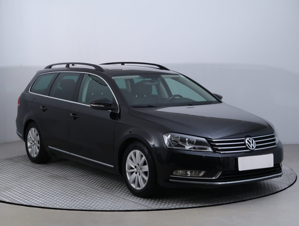 Volkswagen Passat, 2011, 2.0 TDI, 103kW