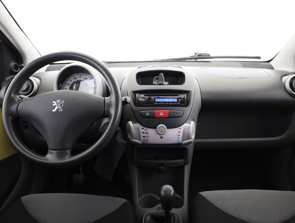 Peugeot 107, 2011, 1.0, 50kW