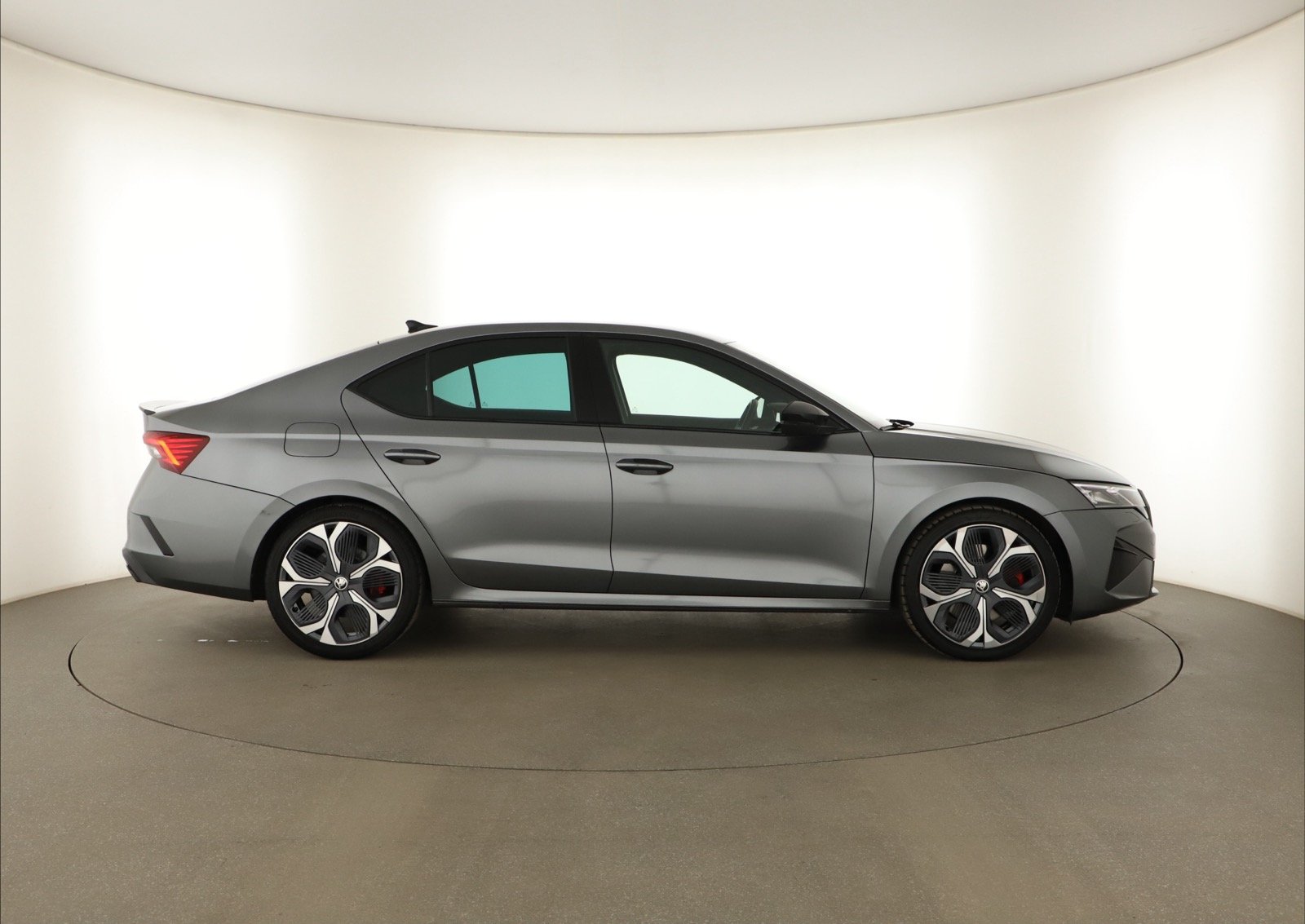 Škoda Octavia - 2024