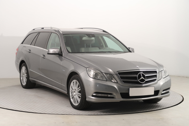 Mercedes-Benz E 2012