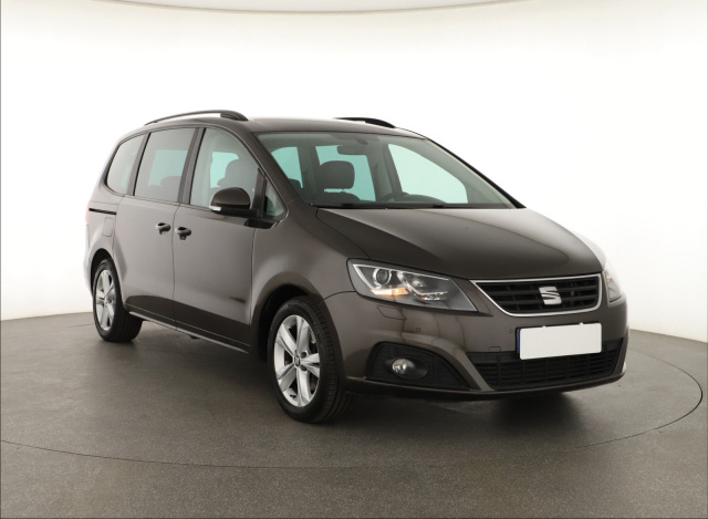 Seat Alhambra 2015