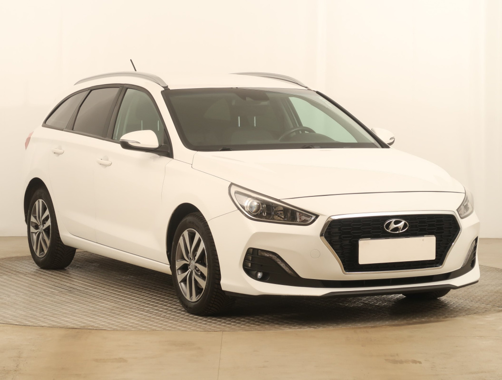 Hyundai i30, 2020, 1.0 T-GDI, 88kW